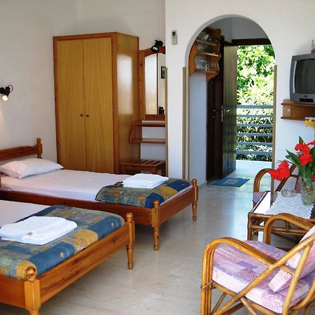Skiathos Studios Panorama Екстериор снимка